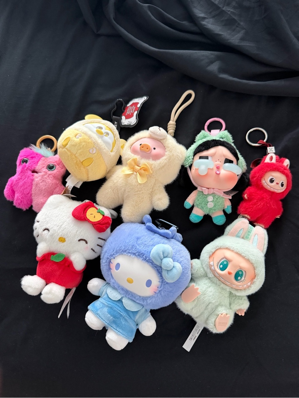 Miniso, Sanrio, popmart and more lot
